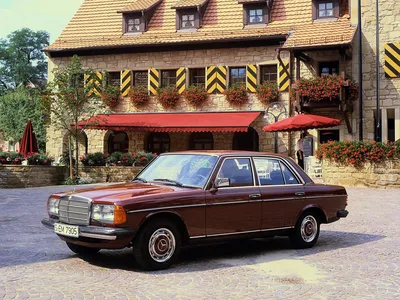 Машина на фото съемки Mercedes-Benz w123 - Tashishlar-transport ijarasi  Toshkent на Olx