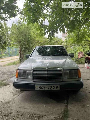 Some photos of Stanced Medcedes-Benz E-serie W124. W124 is the Mercedes-Benz  internal chassis-des... | Mercedes benz, Mercedes w124, Mercedes benz cars