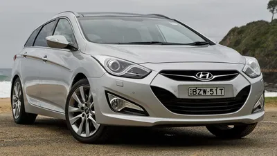 Hyundai i40 hi-res stock photography and images - Alamy