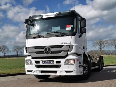25 years of the Mercedes-Benz Actros | Daimler Truck