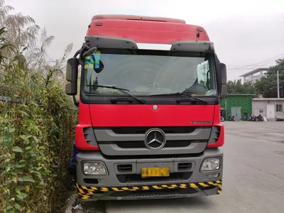 Red mercedes benz actros on Craiyon