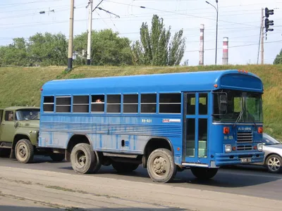 Американские тюнеры отреставрировали автобус 1937 года выпуска