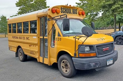 🏷 Американские школьные автобусы. ⠀ Знаменитые, яркие и большие  американские школьные автобусы - являются самым узнаваемым транспортным… |  Instagram