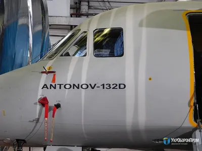 Презентация Ан-132: \"Антонов\" представил новый транспортный самолет Ан-132.  ФОТО « Фото | Мобильная версия | Цензор.НЕТ
