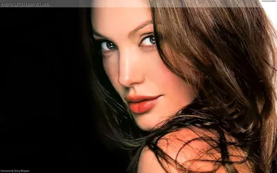 Эксклюзивные снимки Анджелины Джоли для вашего смартфона
