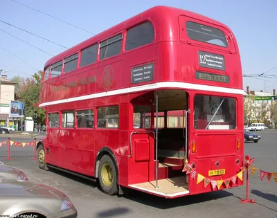 Двухэтажный Красный Английский Автобус Под Дождем — стоковая векторная  графика и другие изображения на тему Большой город - Большой город,  Векторная графика, Великобритания - iStock