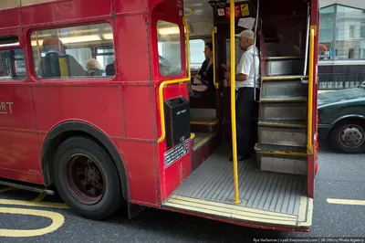 В центре Новосибирска поставят на прикол... двухэтажный автобус из Лондона!  - KP.RU
