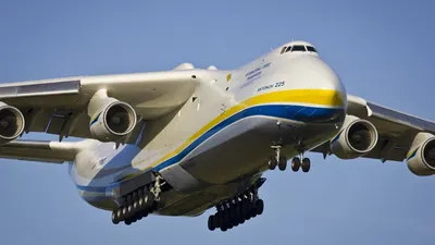 Антонов\" назвал самолет \"Антей\" более экономически эффективным, чем  \"Руслан\" — Центр транспортних стратегій