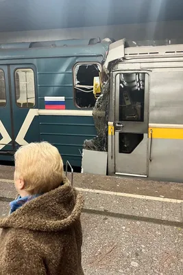 РЖД: столкновение поездов. С реальностью? Ищем причины нашумевшей аварии на  станции Купчинская под Санкт-Петербургом | Vgudok