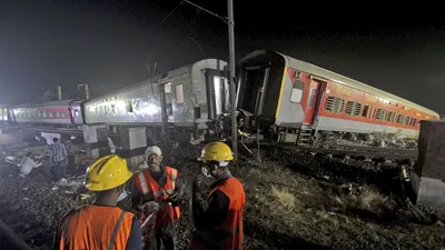 Авария поезда: Почему машинист не находился в передней части локомотива?