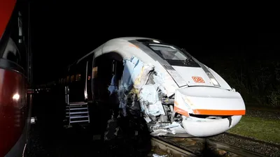 Число погибших при аварии поездов в Индии превысило 120 — СМИ | Ямал-Медиа
