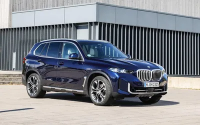 BMW M отметит 50-летие особой эмблемой и цветами кузова - читайте в разделе  Новости в Журнале Авто.ру