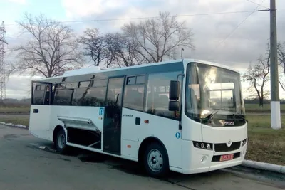 В Черновцы прибыли первые 5 новых автобусов с пандусами и валидаторами –  Рубрика