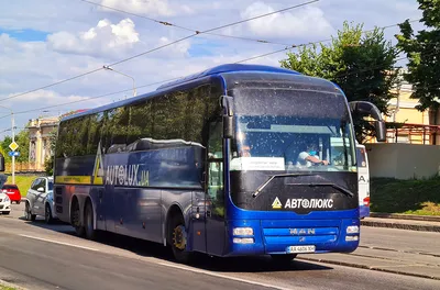 Другий за день напад на чернігівський автобус компанії «Автолюкс»