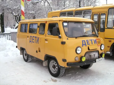 Комплектация автомобиля Uaz «Буханка» автобус 10 мест 5МТ - новости,  обзоры, тест-драйвы. Цены на Uaz «Буханка» автобус 10 мест 5МТ от  официциальных дилеров.