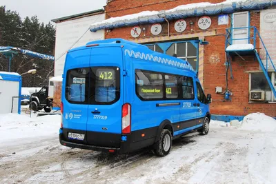 Аренда микроавтобуса Ford Transit серебристого цвета с водителем в  Белореченске цена от 1000 рублей в час | REQCAR.COM