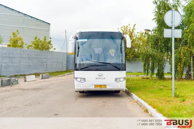 Трансфер и аренда автобуса Хайгер 6129 белого цвета, 2015 года с водителем