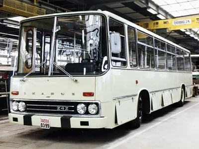 Междугородный автобус большого класса (4X2) Ikarus 250.58