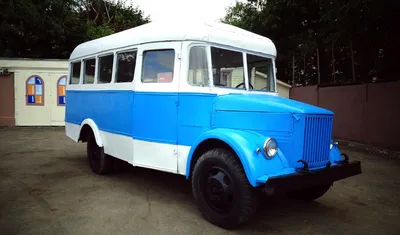 Масштабная модель ПАЗ-32051 пригородный автобус малого класса - сборная  модель 1:43