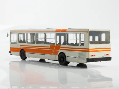 Масштабная модель ЛиАЗ-5256 большой городской автобус - сборная модель 1:43