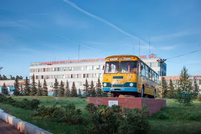 Купить городской транспорт автобус ЛиАЗ-677 инерционный Технопарк, цены на  Мегамаркет | Артикул: 100030140015