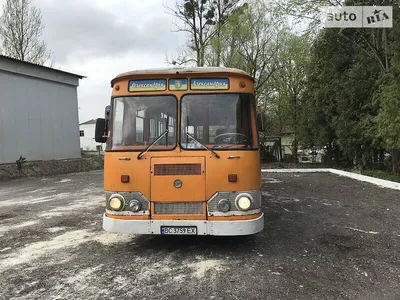 Автобусы: Коллекционная масштабная модель 1:43 Автобус ЛиАЗ-677М  бело-голубой (Советский Автобус)