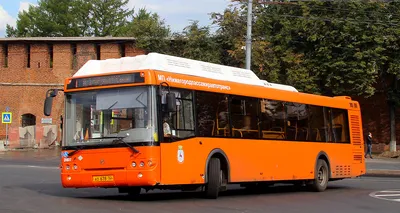 Традиционный автобус ЛиАЗ-5292 и новый ЛиАЗ-5292 NEW