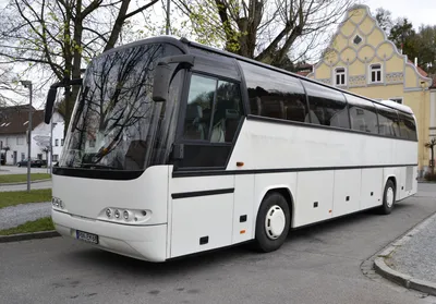 File:Neoplan bus in Dingolfing.JPG - Wikimedia Commons