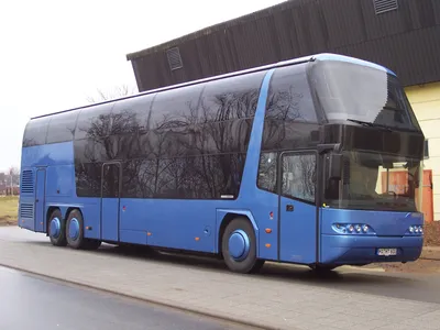 Файл:Neoplan Doppelstockbus Viernheim 100 3625.jpg — Википедия