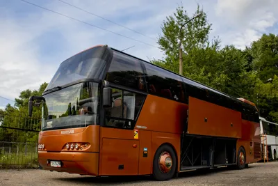 Neoplan N1216hd Cityliner — стоковые фотографии и другие картинки  Экскурсионный автобус - Экскурсионный автобус, 2015, Stop - английское  слово - iStock