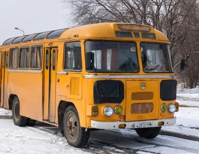 Автобус PAZ-672 3D модель