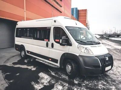 Микроавтобусы Автодом-2208 (Peugeot Boxer) №2055301 и 2055304, ООО  \"Транс-Вей\", г. Москва (Mungojerrie) из бумаги, модели сборные бумажные  скачать бесплатно - Микроавтобус - Гражданская техника - Каталог моделей -  «Только бумага»