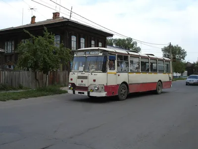 Скотовоз\" или автобус ЛиАЗ-677. Почему его называли скотовозом | БИБИП |  Дзен