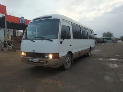 Toyota Coaster с детальным интерьером 2014 3D model - Скачать Автомобили на  3DModels.org