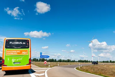 Туристический автобус Dickie Toys Фликсбас (3744015) купить в Киеве,  Украине по выгодной цене | 【Будинок іграшок】