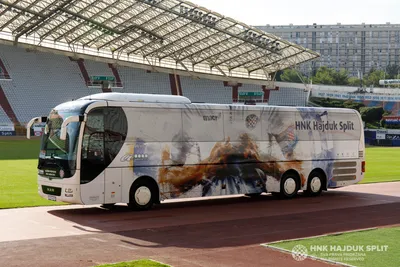 Фотоподборка: на каких автобусах ездят команды Серии А?