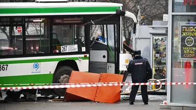 Новогодние автобусы Москвы | 5 снимков | Дзен