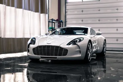 Aston Martin возобновляет выпуск бондомобиля