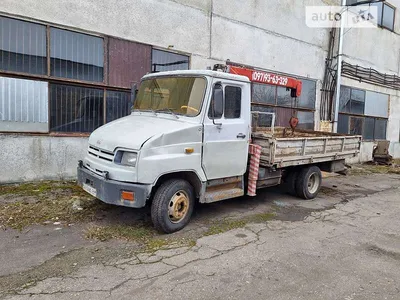 Купить ЗИЛ 5301 Бычок Бортовой грузовик 2003 года в Томске: цена 450 000  руб., дизель, механика - Грузовики
