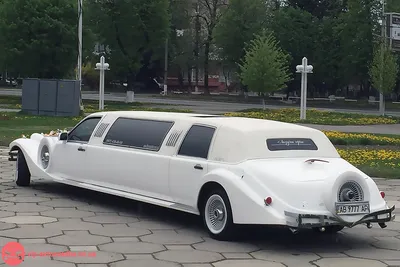 Свадьба в Севастополе на Ретро авто Экскалибур седан!