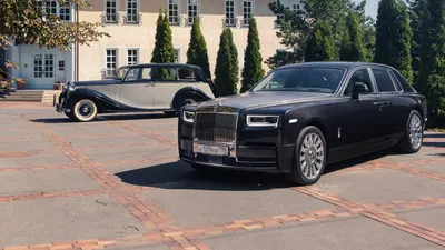 Rolls-Royce Phantom 2018: все подробности самого дорого в мире седана –  Автоцентр.ua