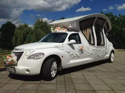 Аренда лимузина-кареты на свадьбу с водителем в Москве