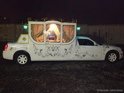 Ноокат: Стилизованный под свадебную карету «Крайслер» | KLOOP.KG - Новости  Кыргызстана