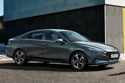 Красивый, комфортный, управляемый, но шумный автомобиль: отзыв о Hyundai  Elantra седан 2024 - все плюсы и минусы