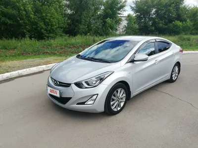 Аренда авто Hyundai Elantra 2018 г. белого цвета в Москве с доставкой.