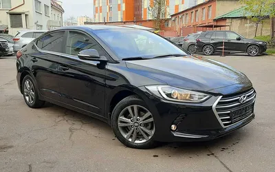 Аренда авто Hyundai Elantra 2018 г. черного цвета в Москве с доставкой.