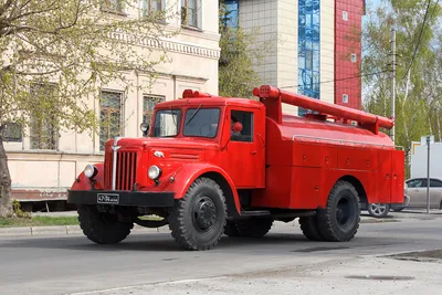 Автомобиль МАЗ-525 - история создания модели грузовой машины, фотографии и  видео, описание, модификации