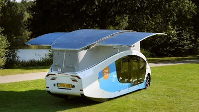 Tesla Model Y с солнечными батареями - Auto24