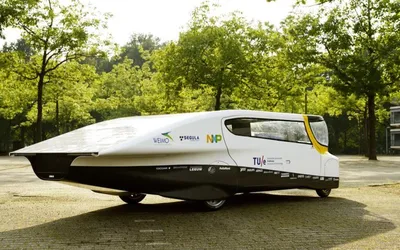 Голландский стартап LIGHTYEAR представил первый в мире автомобиль на солнечных  батареях | SPEEDME.RU
