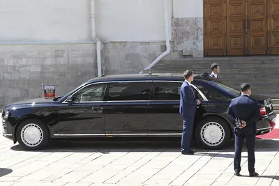 GISMETEO: Сколько стоит президентский лимузин Aurus? Открыто бронирование у  дилера - Авто | Новости погоды.
